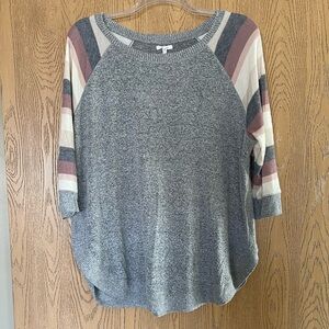 1X Maurice’s shirt with Striped Sleeves